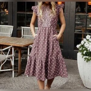 Floral Eyelet Midi Dress in Mauve